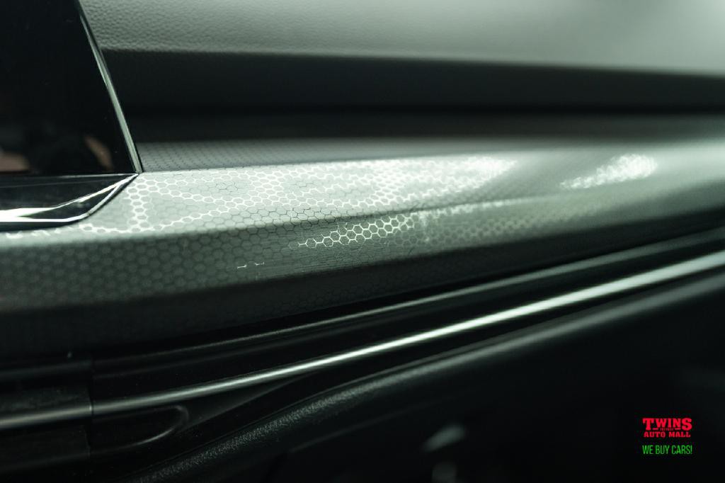 2024 Volkswagen GTI Image 25