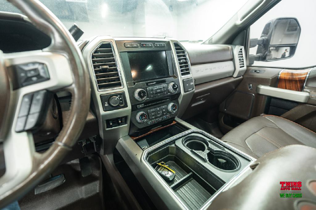 2017 Ford F-350 Image 18