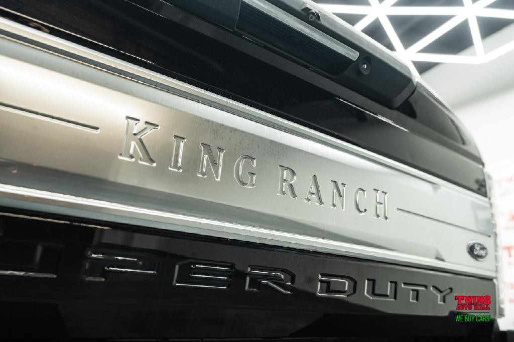 2017 Ford F-350 Image 38