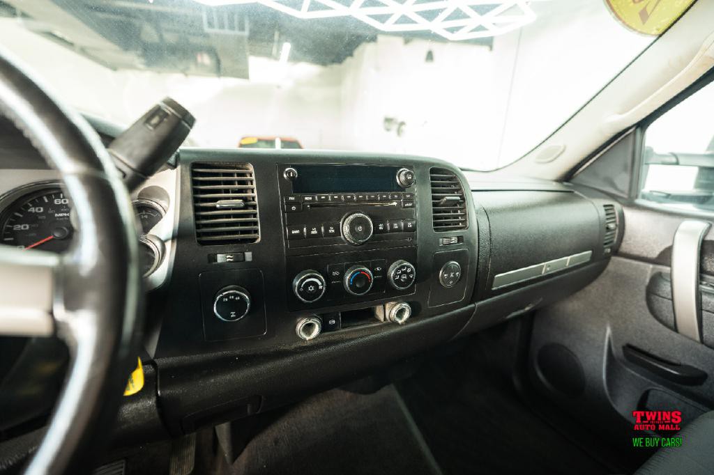 2013 Chevrolet Silverado 1500 Image 18