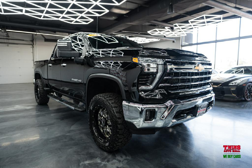 2024 Chevrolet Silverado 1500 Image 8