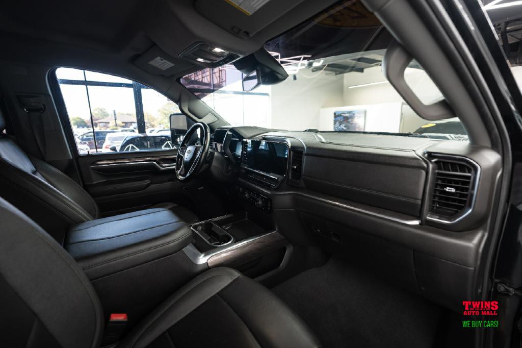 2024 Chevrolet Silverado 1500 Image 16