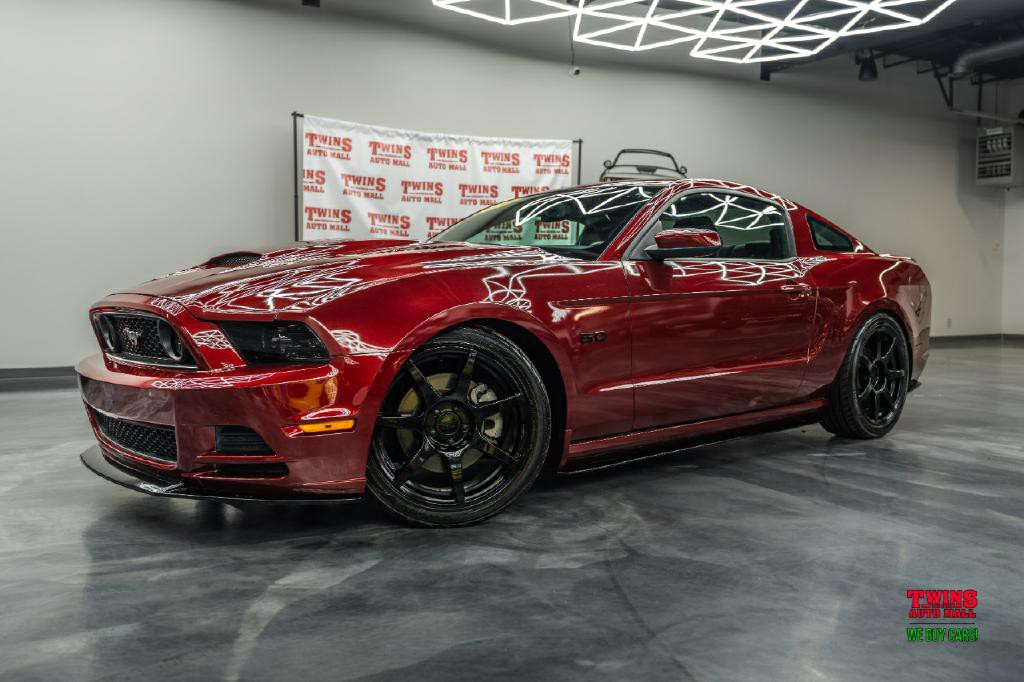 2014 Ford Mustang Image 2