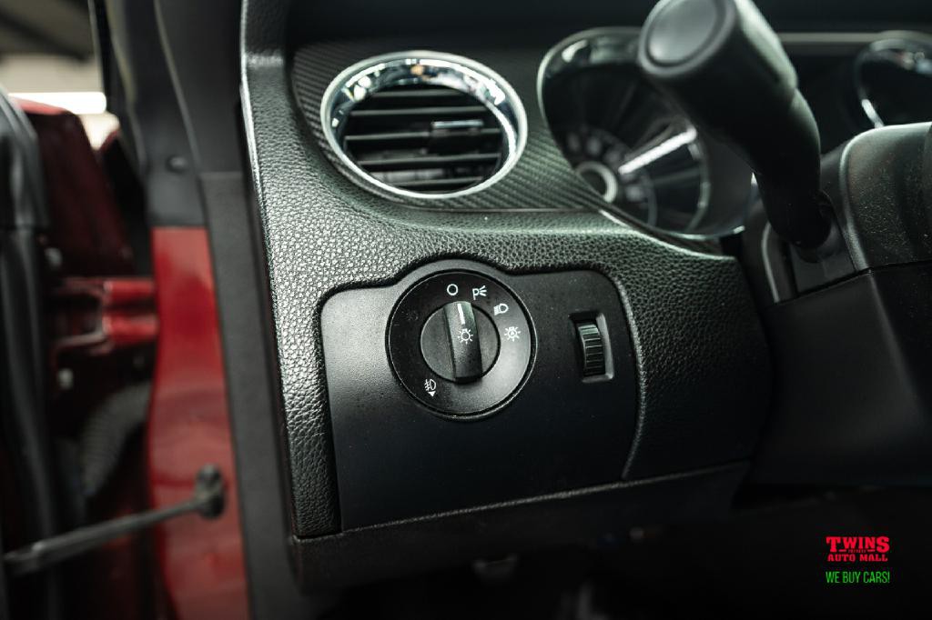 2014 Ford Mustang Image 22