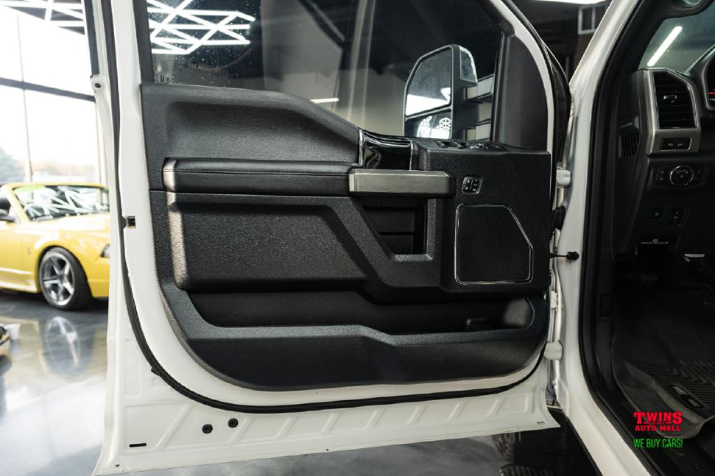 2022 Ford F-350 Image 10