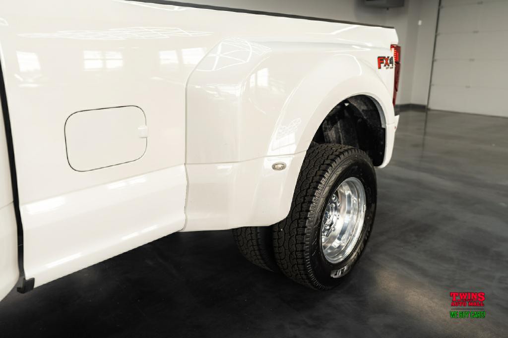 2022 Ford F-350 Image 34