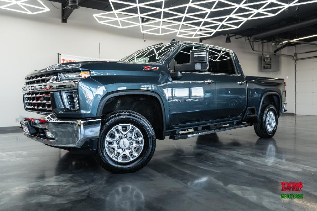 2020 Chevrolet Silverado 1500 Image 2