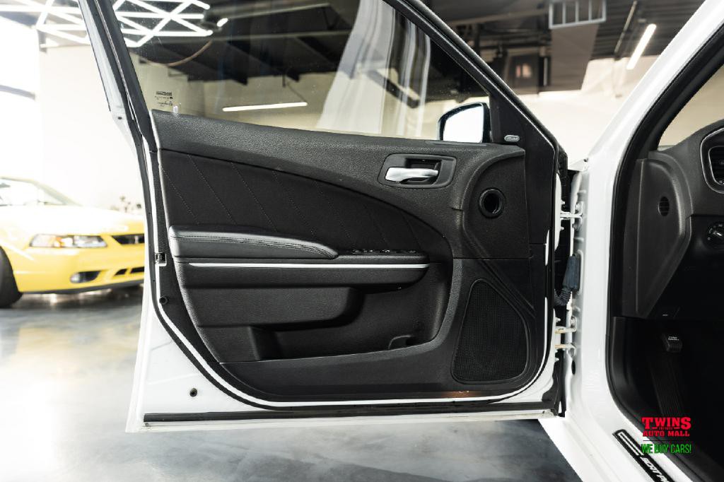 2022 Dodge Charger Image 10