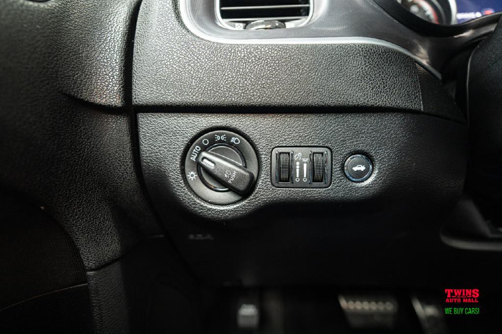 2022 Dodge Charger Image 25