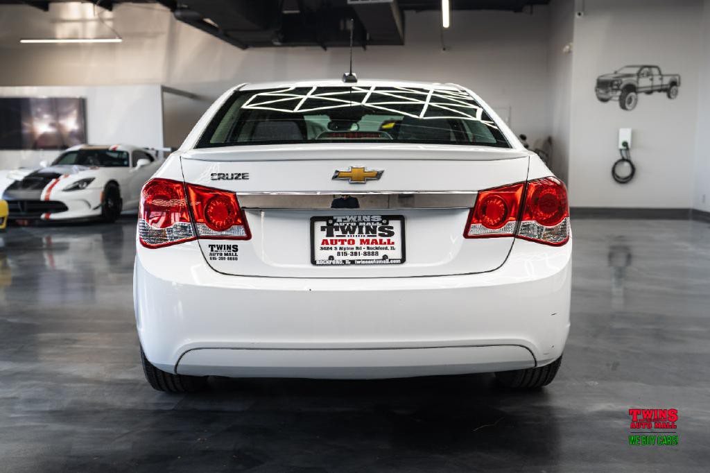 2015 Chevrolet Cruze Image 5