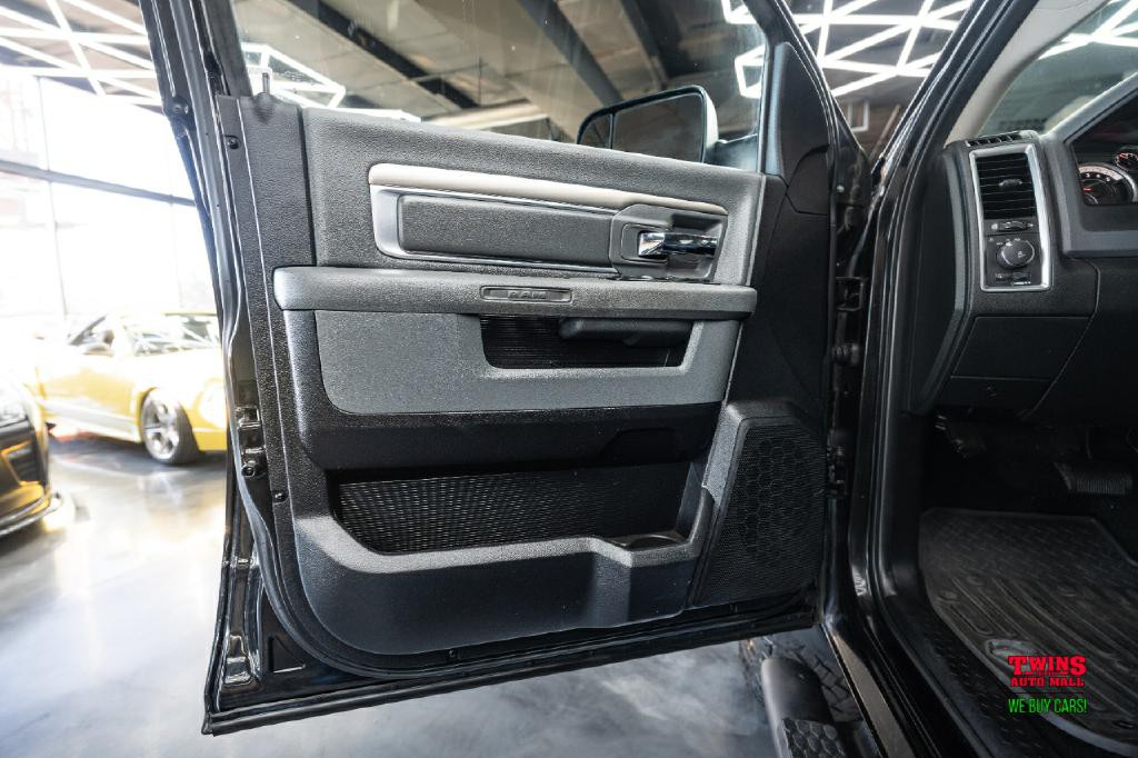 2015 RAM 2500 Image 10