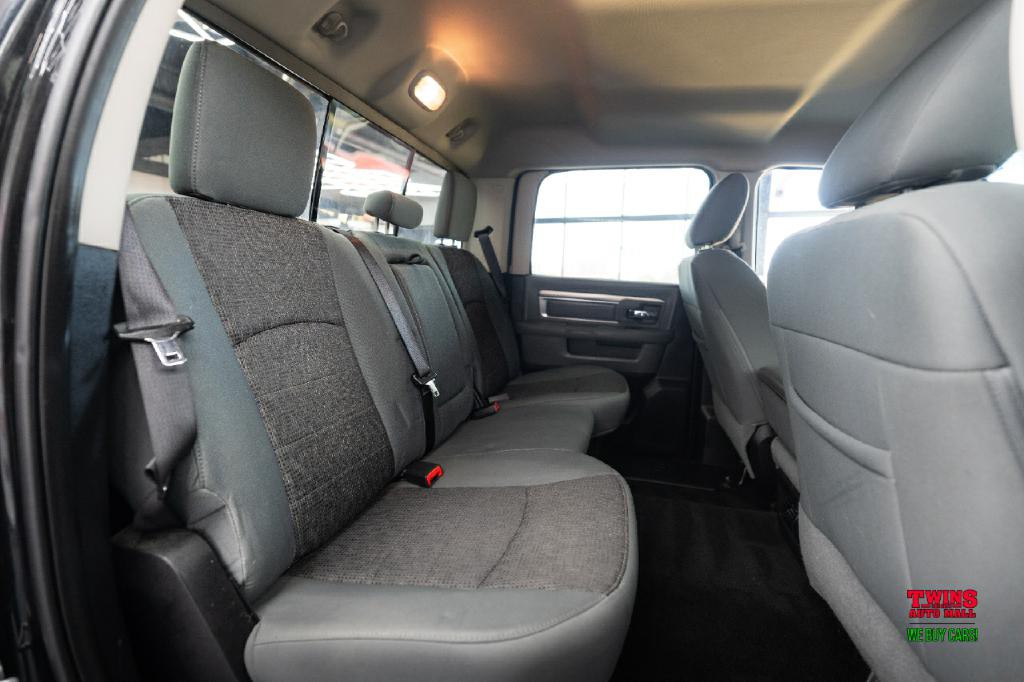 2015 RAM 2500 Image 14