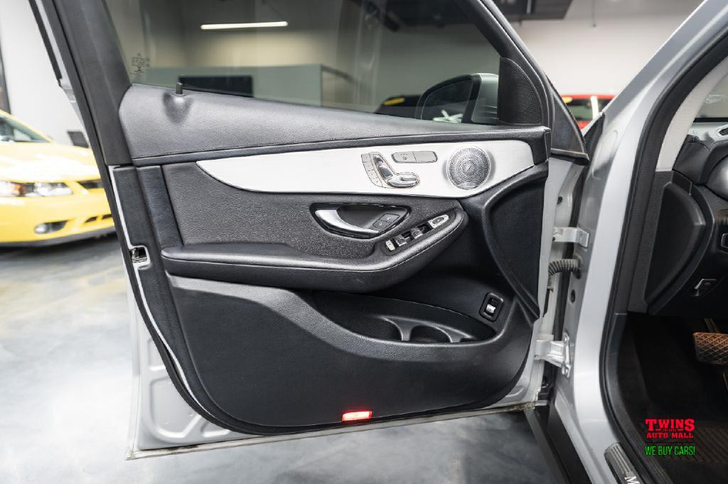 2020 Mercedes-Benz GLC-Class Image 10