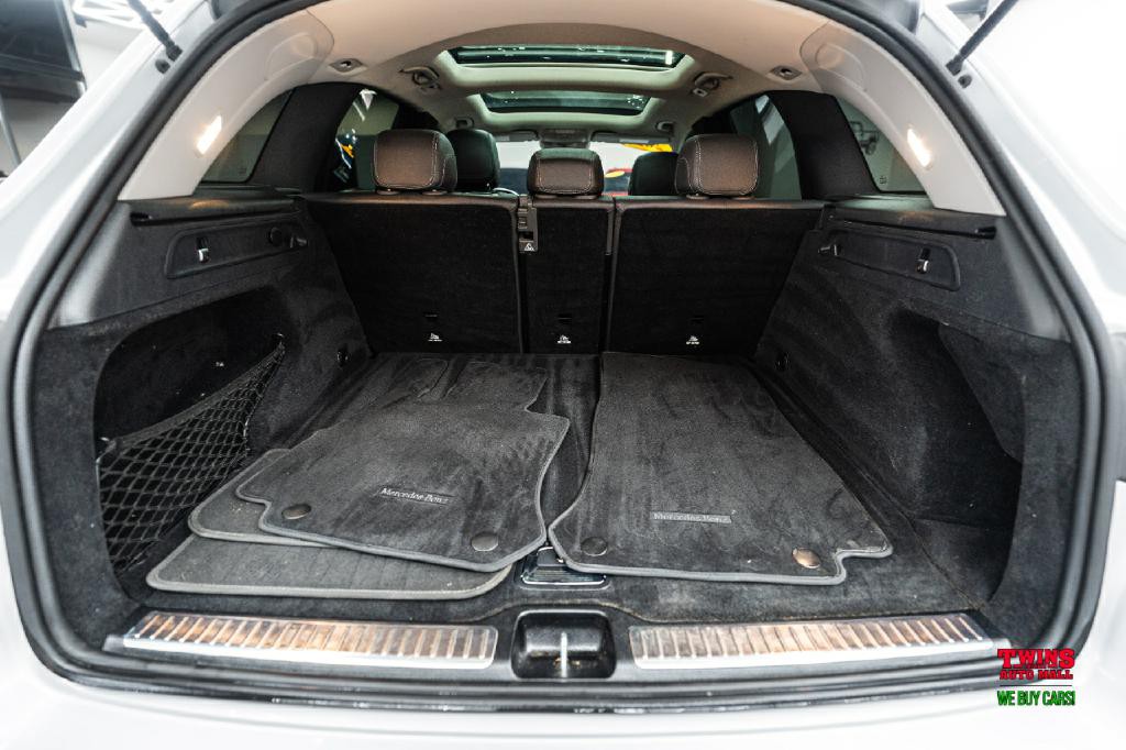 2020 Mercedes-Benz GLC-Class Image 14