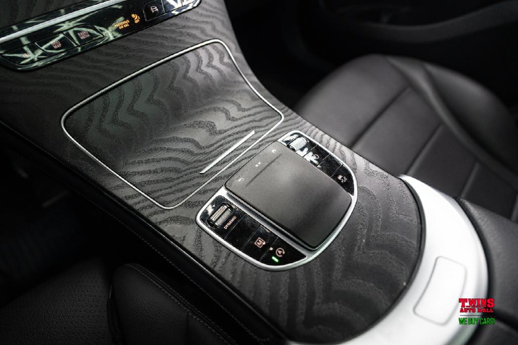 2020 Mercedes-Benz GLC-Class Image 22