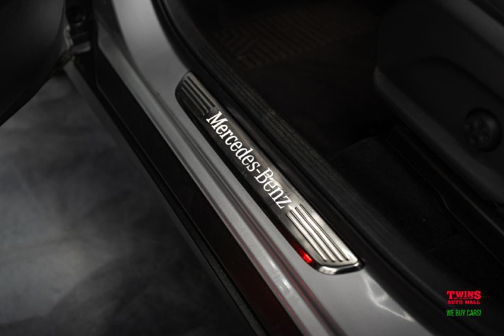 2020 Mercedes-Benz GLC-Class Image 29