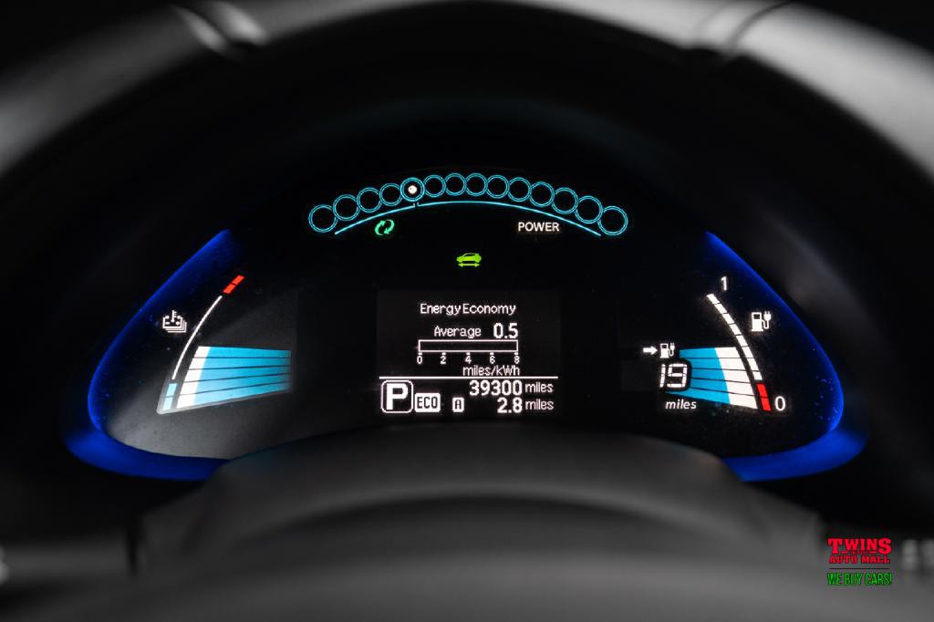 2015 Nissan Leaf Image 19