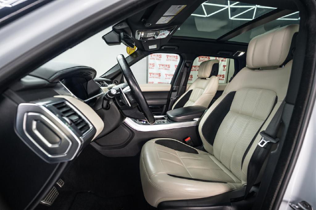 2020 Land Rover Range Rover Sport Image 12