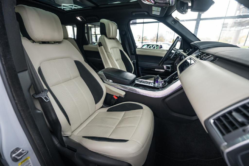 2020 Land Rover Range Rover Sport Image 16