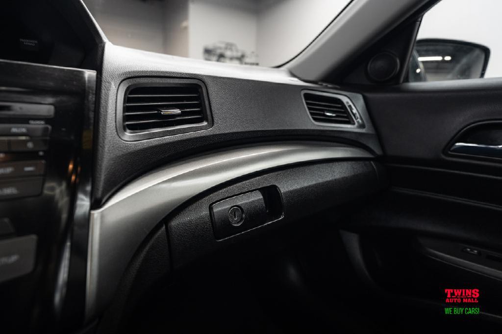 2018 Acura ILX Image 23