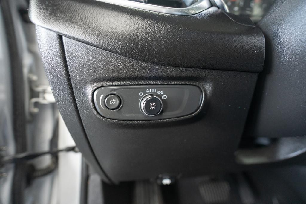 2020 Chevrolet Equinox Image 23