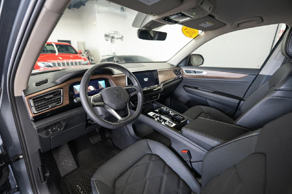 2024 Volkswagen Atlas Image 11