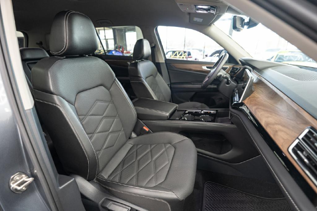 2024 Volkswagen Atlas Image 18