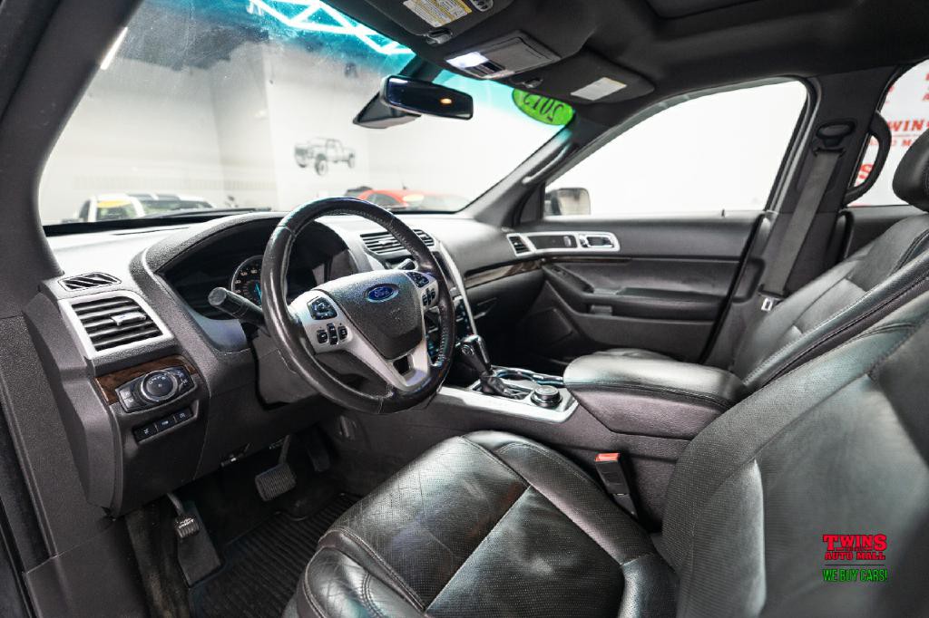 2015 Ford Explorer Image 11
