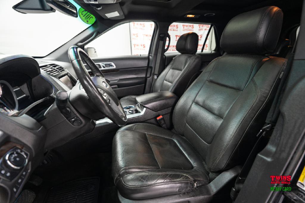 2015 Ford Explorer Image 12