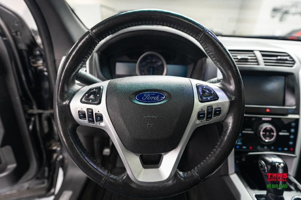2015 Ford Explorer Image 19