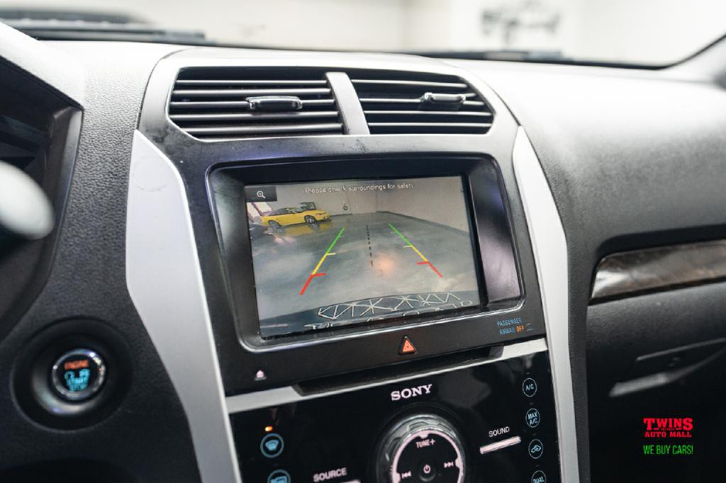 2015 Ford Explorer Image 21