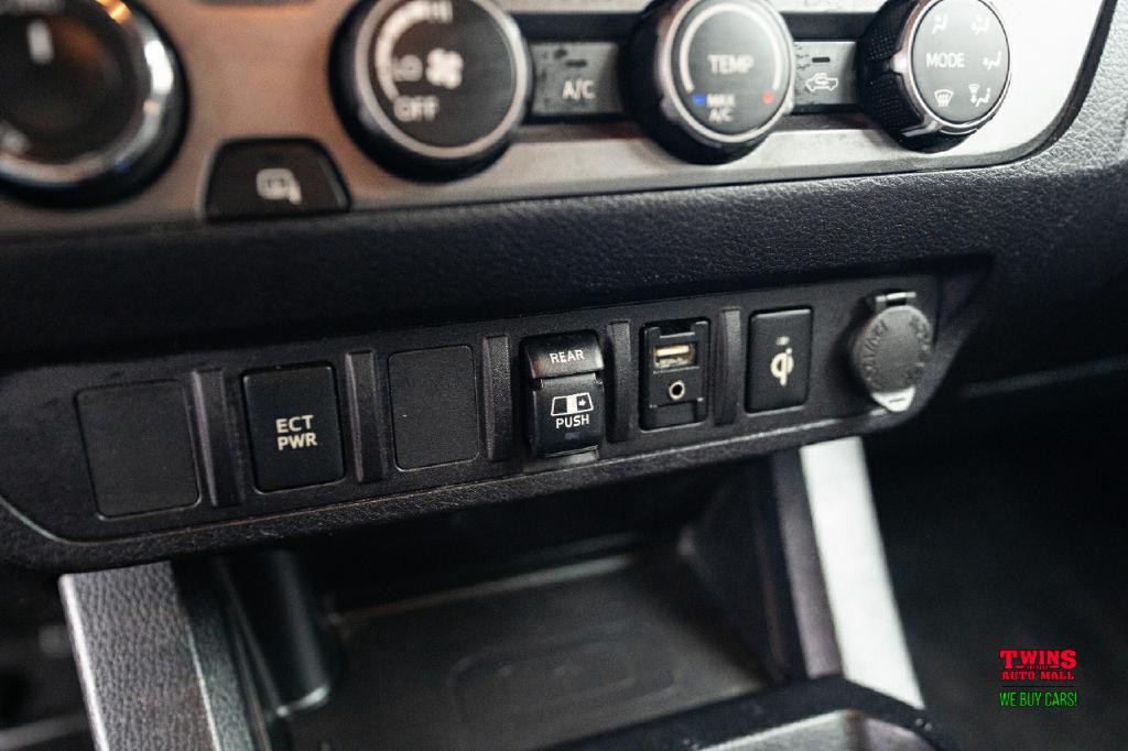 2019 Toyota Tacoma Image 23
