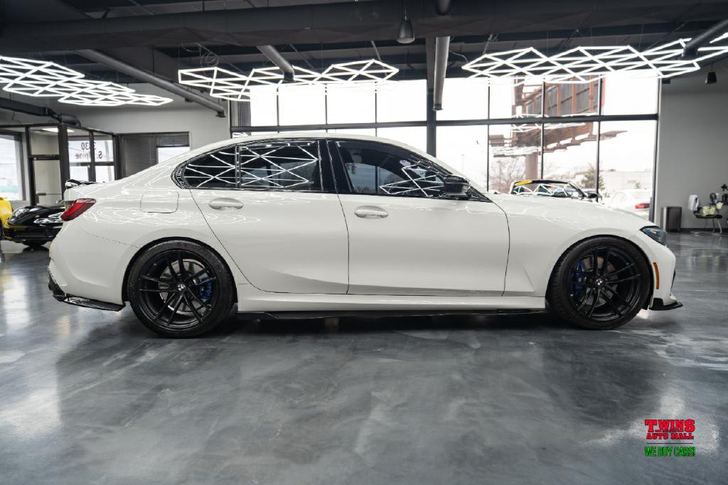 2022 BMW 3 Series Image 7