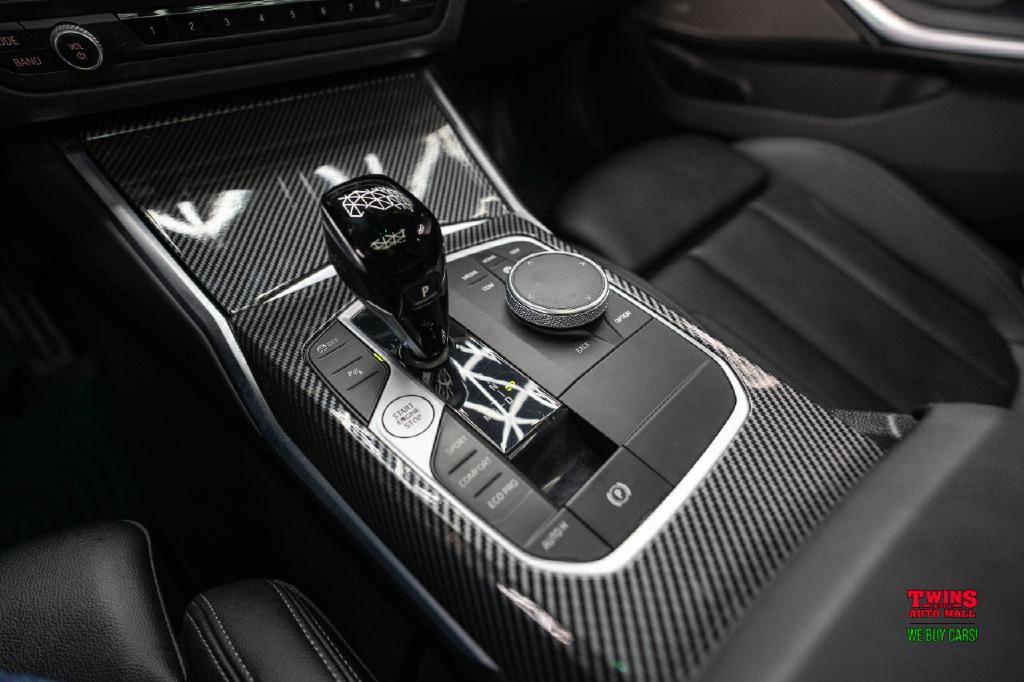 2022 BMW 3 Series Image 21