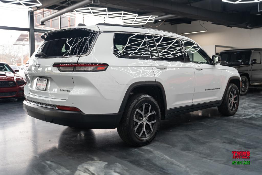 2023 Jeep Grand Cherokee Image 6