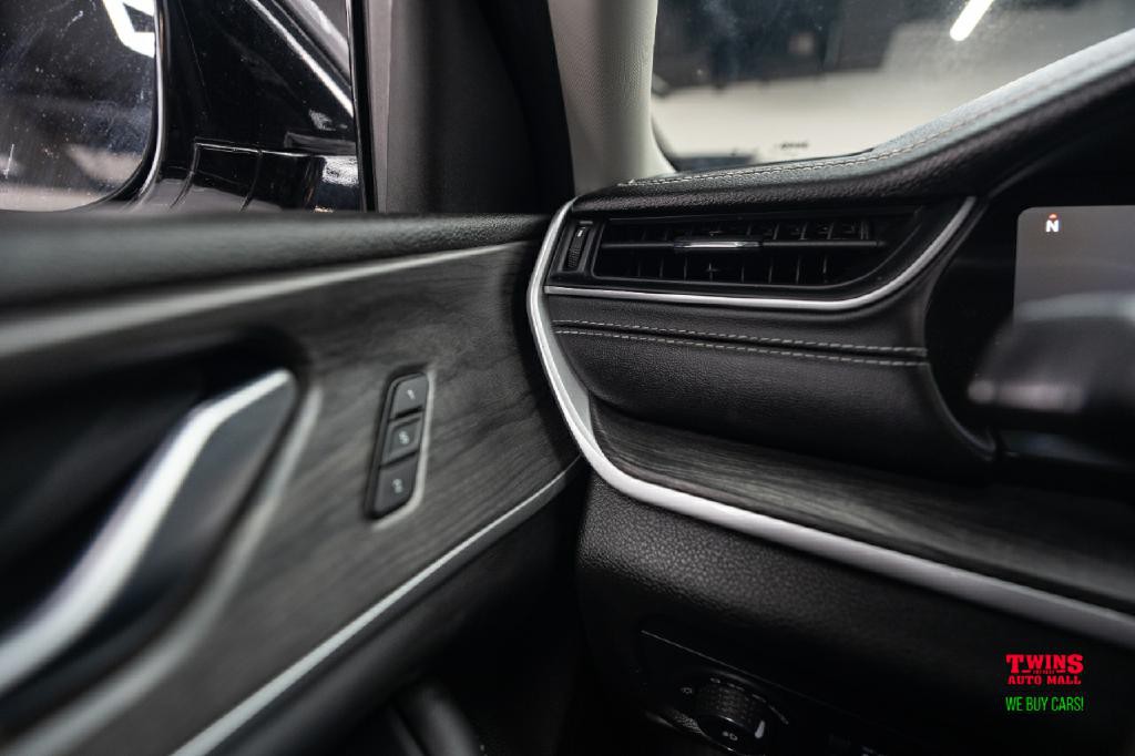 2023 Jeep Grand Cherokee Image 26