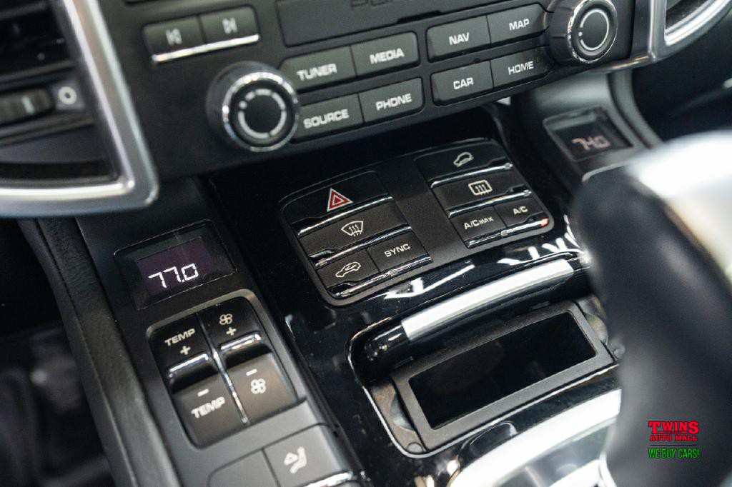 2018 Porsche Cayenne Image 25