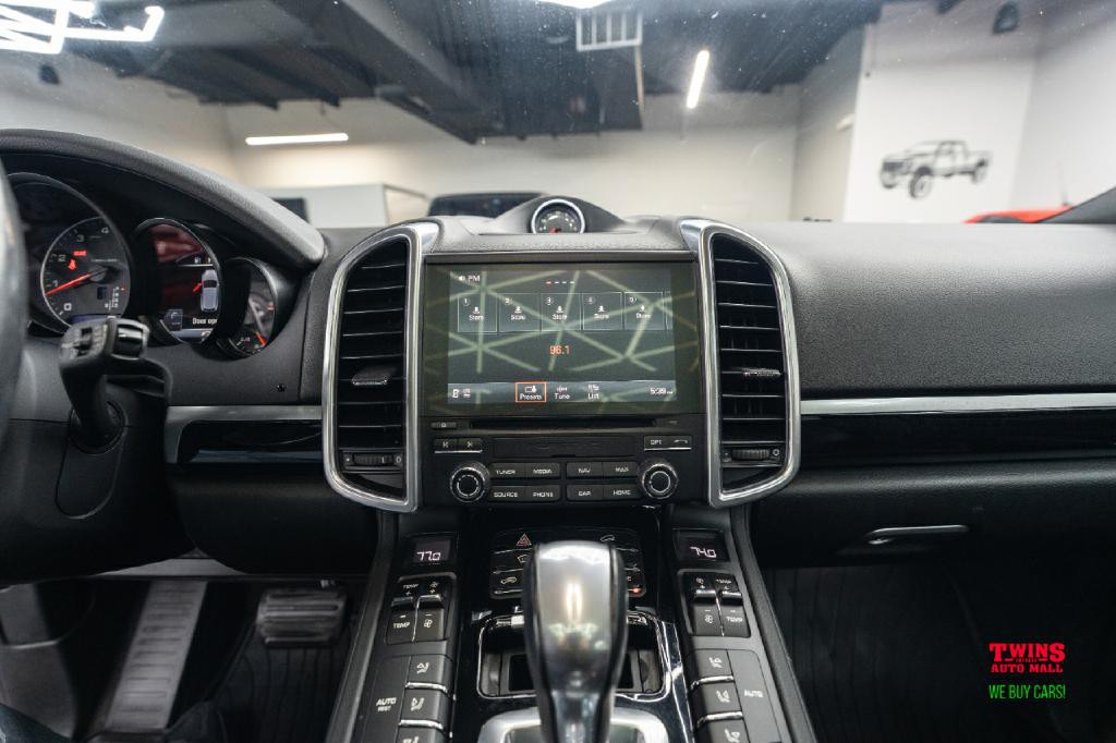 2018 Porsche Cayenne Image 26