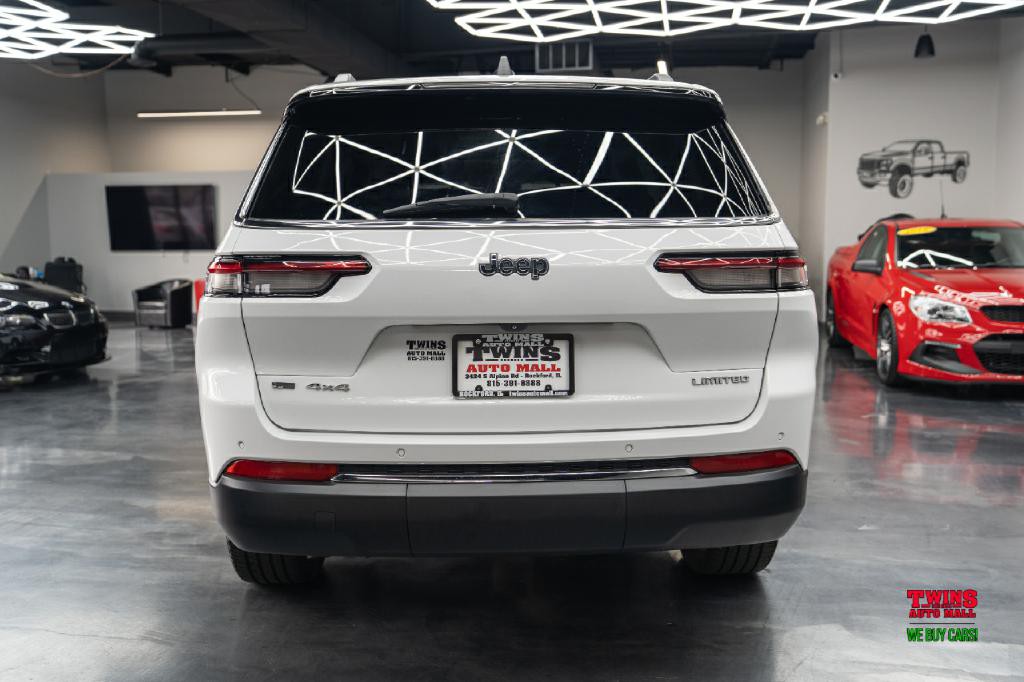 2022 Jeep Grand Cherokee Image 3