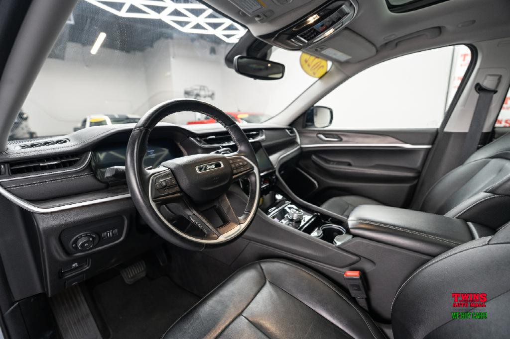 2022 Jeep Grand Cherokee Image 9