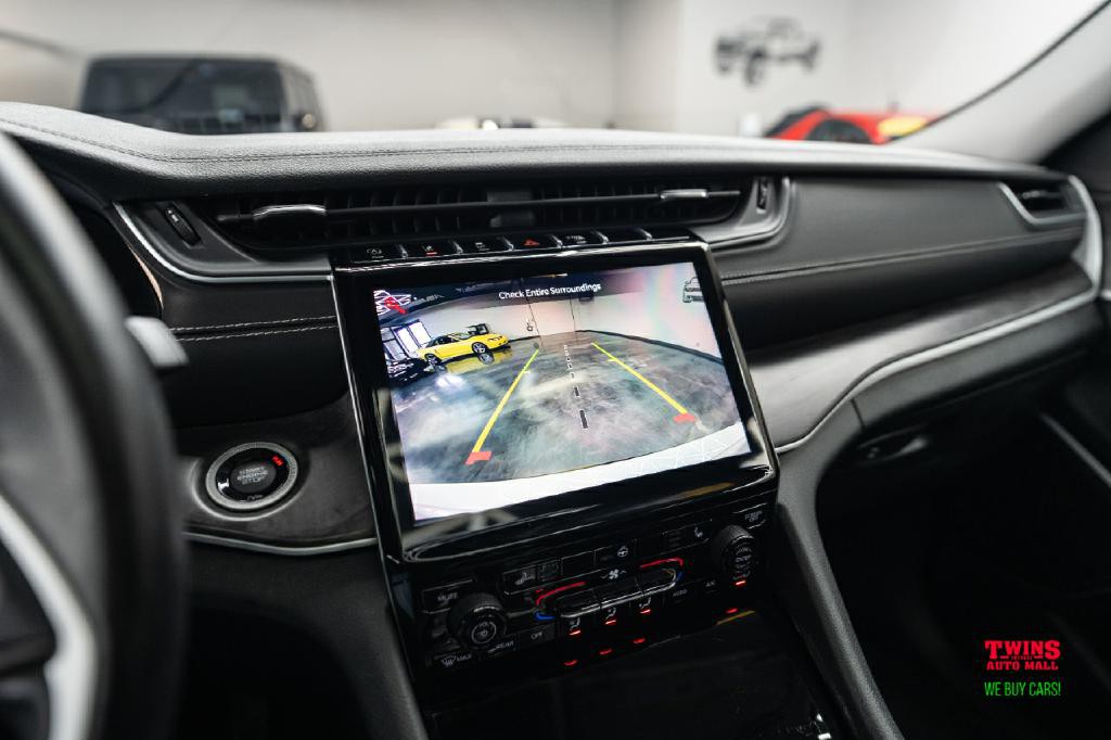 2022 Jeep Grand Cherokee Image 19