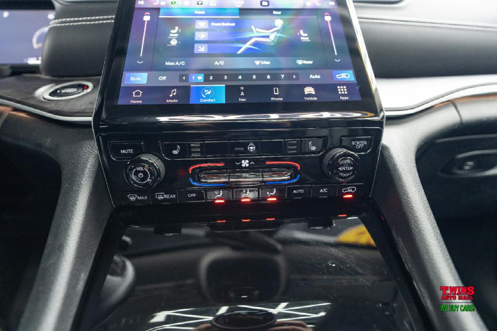 2022 Jeep Grand Cherokee Image 22