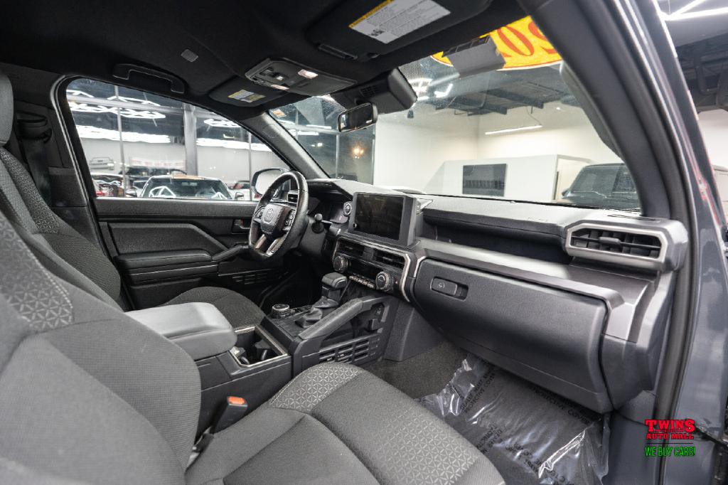 2025 Toyota 4Runner Image 17