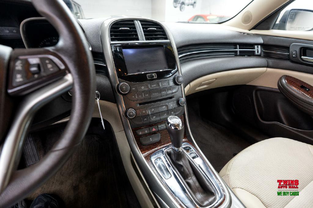 2013 Chevrolet Malibu Image 19