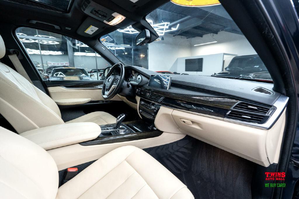 2018 BMW X5 Image 18