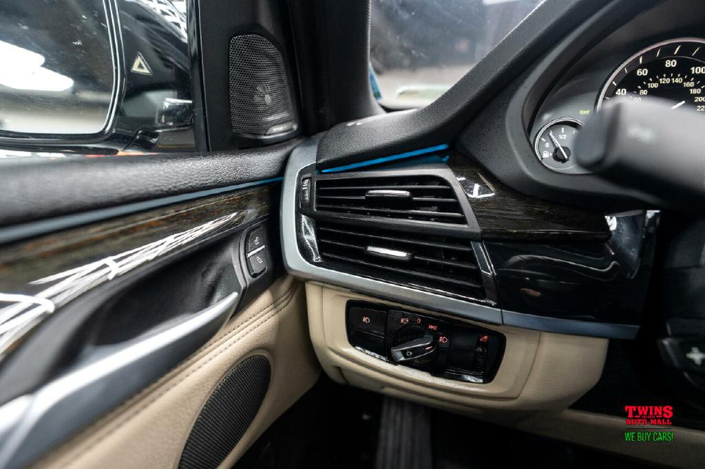 2018 BMW X5 Image 25