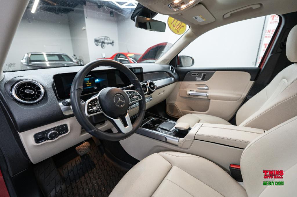 2021 Mercedes-Benz GLB Image 11