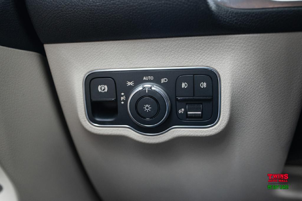 2021 Mercedes-Benz GLB Image 25