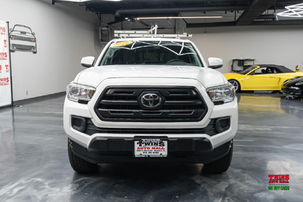 2019 Toyota Tacoma Image 9