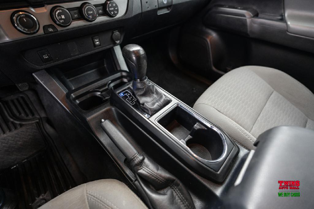 2019 Toyota Tacoma Image 19